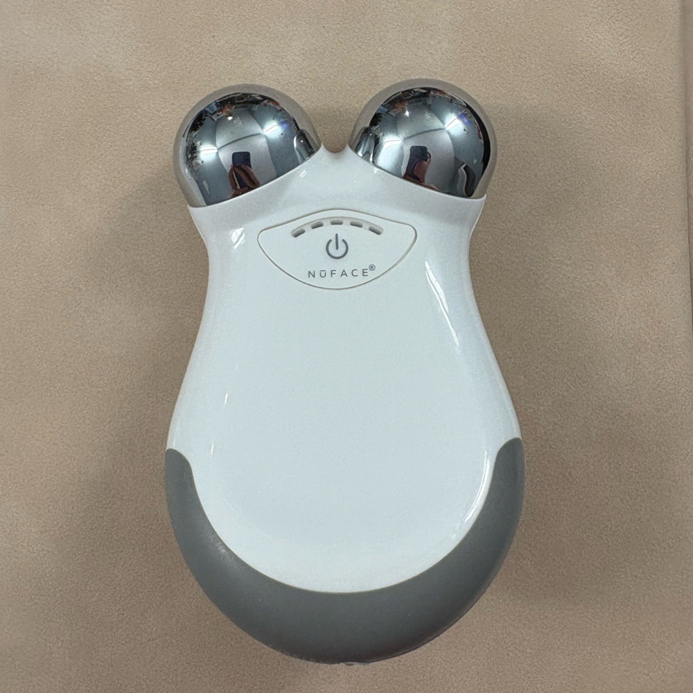 NuFace Mini White and Gray Microcurrent Device